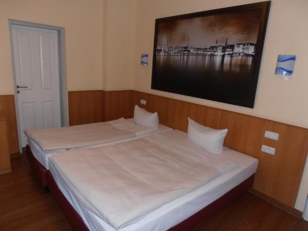 Altan Hotel : photo 2 de la chambre chambre triple