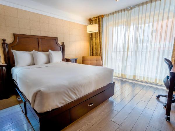 LHotelQuébec : photo 1 de la chambre chambre lit queen-size