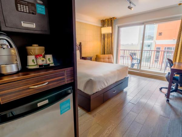 LHotelQuébec : photo 3 de la chambre chambre lit queen-size