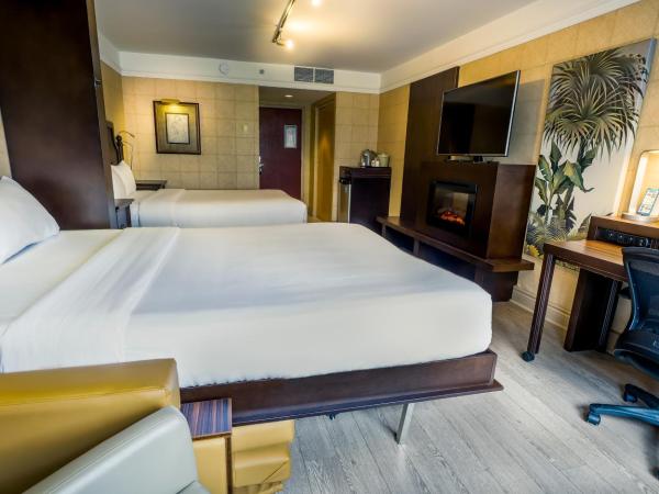 LHotelQuébec : photo 5 de la chambre chambre supérieure avec 2 lits queen-size