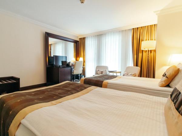 CK Farabi Hotel : photo 2 de la chambre chambre lits jumeaux