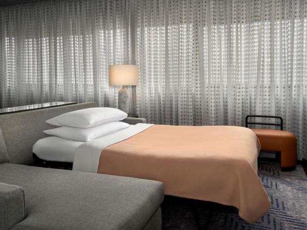 Boston Marriott Copley Place : photo 4 de la chambre suite lit king-size exécutive