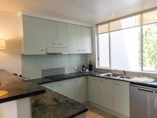 Beaches Holiday Apartments - Official Onsite Reception & Check In : photo 6 de la chambre appartement 2 chambres – vue sur océan