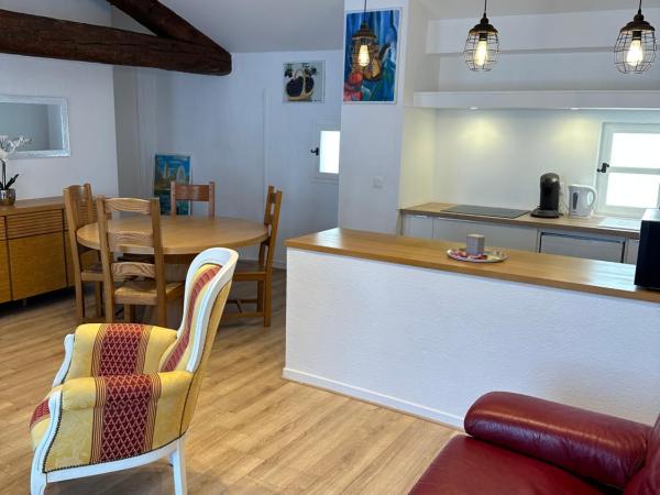 Maison du Cloitre Couvent des Carmes : photo 5 de la chambre appartement