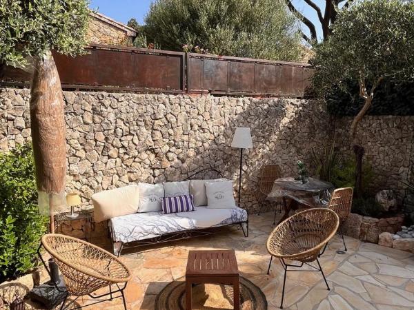 Chez Virginie : photo 2 de la chambre chambre double avec terrasse