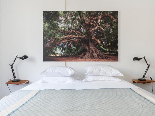 Cheese & Wine Lapa : photo 2 de la chambre chambre familiale avec salle de bains privative séparée