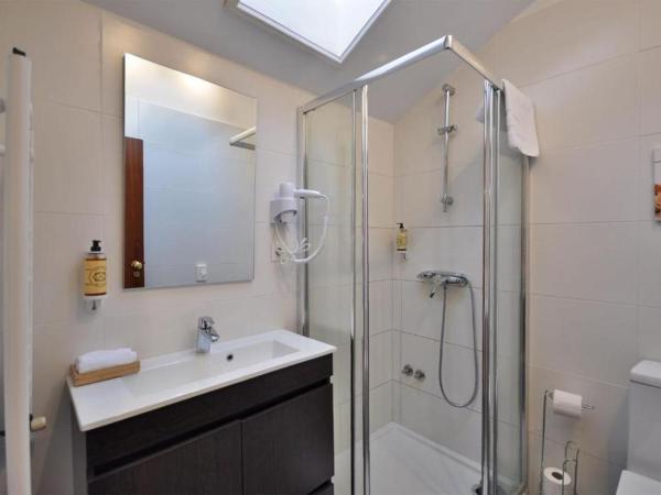 Porto Concept Home - University Residence & Guesthouse - Pólo II Areosa : photo 7 de la chambre appartement 3 chambres