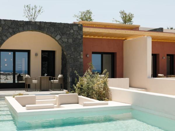 Elysian Retreat : photo 10 de la chambre villa euphoria - vue sur piscine et mer
