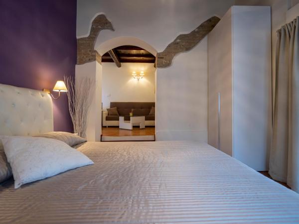 Villa Ca' Viola Rimini : photo 4 de la chambre suite supérieure lit king-size