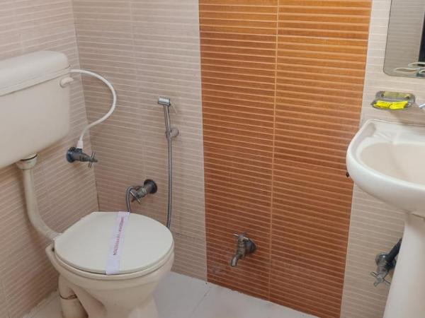 Hotel Jigyasa By Mayda Hospitality Pvt. Ltd. : photo 8 de la chambre chambre triple classique