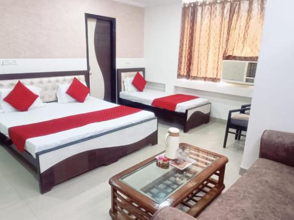 Hotel Jigyasa By Mayda Hospitality Pvt. Ltd. : photo 1 de la chambre chambre triple classique
