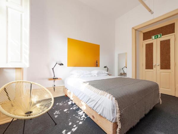 Cheese & Wine Lapa : photo 2 de la chambre chambre double avec salle de bains privative extérieure