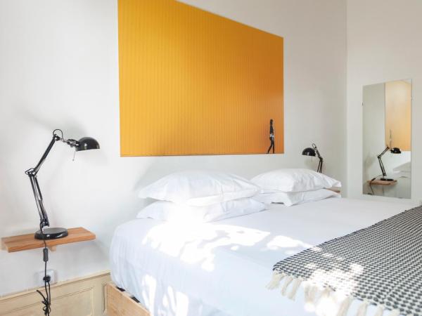 Cheese & Wine Lapa : photo 6 de la chambre chambre double avec salle de bains privative extérieure