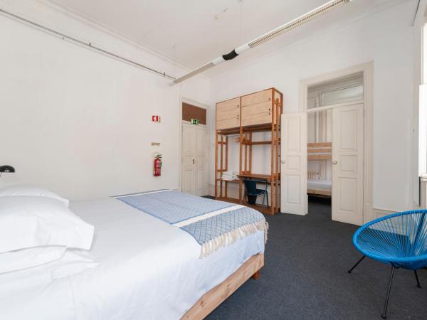 Cheese & Wine Lapa : photo 7 de la chambre grande chambre familiale avec salle de bains privative extérieure