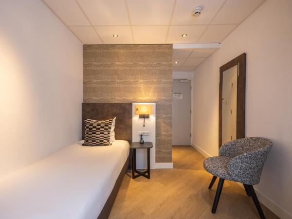 Hotel Amsterdam De Roode Leeuw : photo 2 de la chambre chambre simple