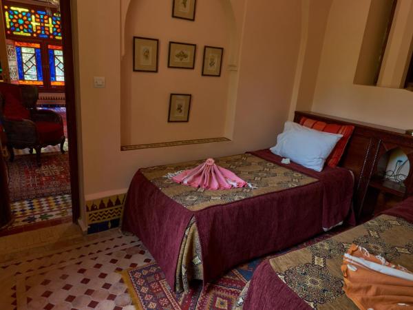 Dar Ayniwen Garden Hotel & Bird Zoo : photo 6 de la chambre chambre familiale - vue sur jardin