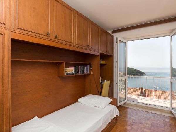 Beautiful Nest Rooms : photo 7 de la chambre suite 1 chambre avec balcon - vue sur mer