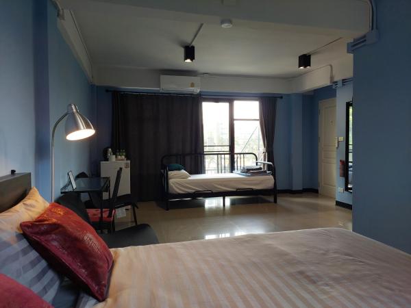 HOUSEMODE - BAANYAI @ Wongwian Yai : photo 5 de la chambre chambre triple deluxe