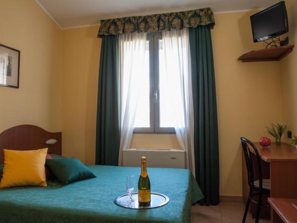 The Best Hotel : photo 1 de la chambre chambre double