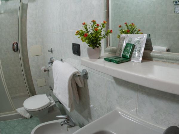 The Best Hotel : photo 6 de la chambre chambre double