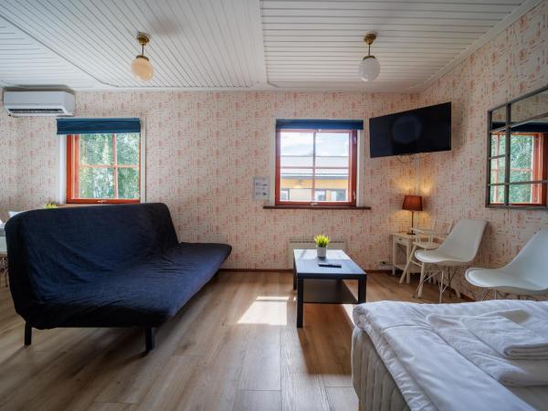 Hotelli Uninen Tampere : photo 5 de la chambre suite avec sauna