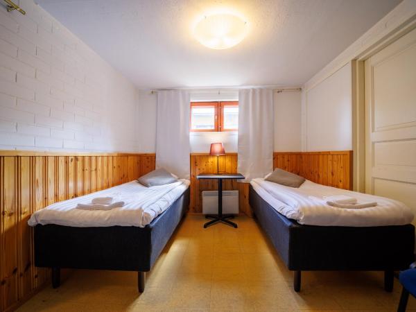 Hotelli Uninen Tampere : photo 7 de la chambre chambre lits jumeaux supérieure avec sauna