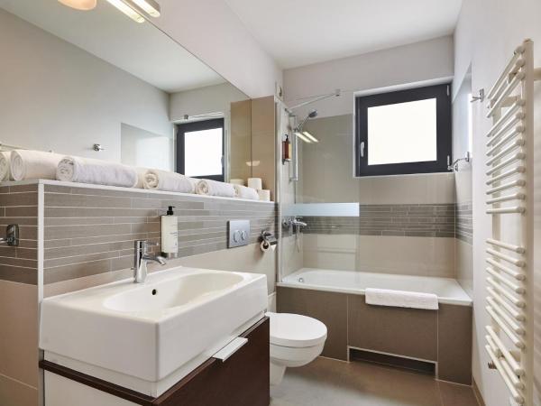 Golden Tulip Gdańsk Residence : photo 4 de la chambre suite