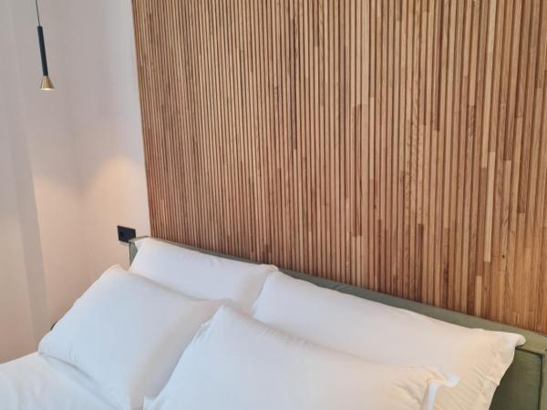 Hotel Miratorre superior : photo 1 de la chambre chambre double avec balcon