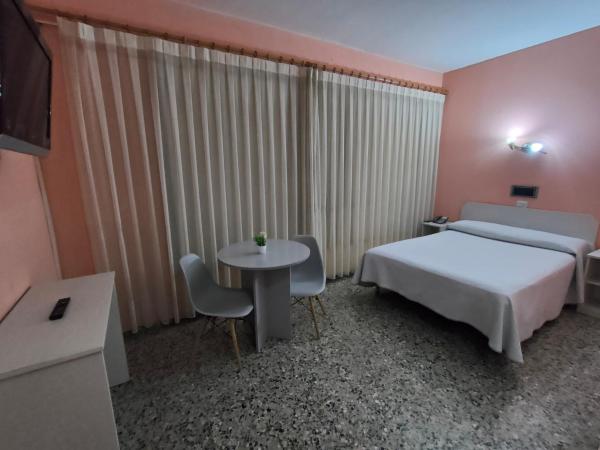 Hotel Cogullada : photo 7 de la chambre chambre double ou lits jumeaux