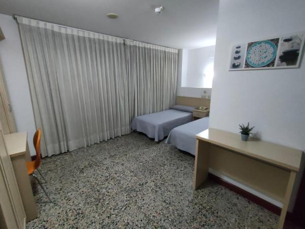 Hotel Cogullada : photo 9 de la chambre chambre double ou lits jumeaux