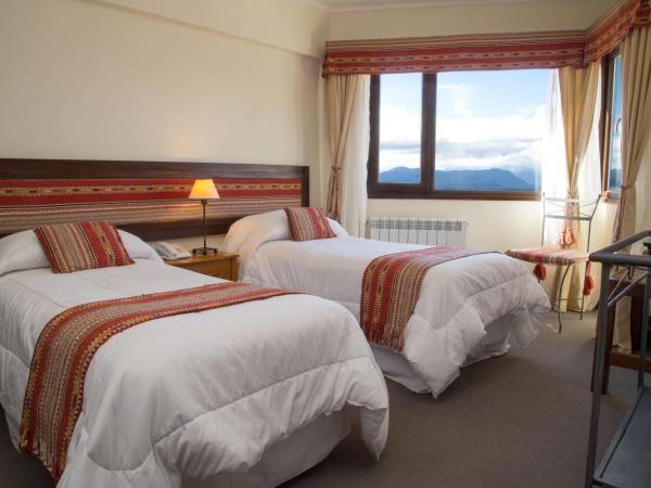 Hotel Cottbus : photo 7 de la chambre chambre double ou lits jumeaux supérieure