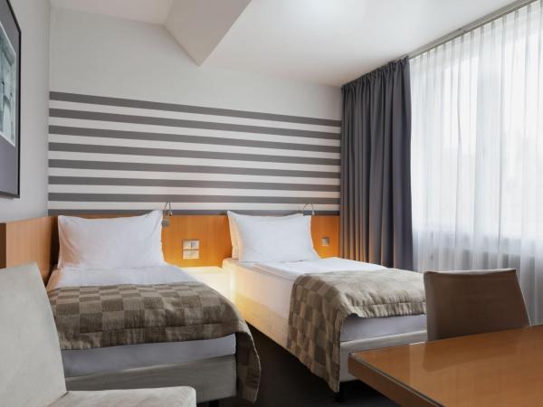 Holiday Inn Vienna City, an IHG Hotel : photo 8 de la chambre chambre lits jumeaux standard