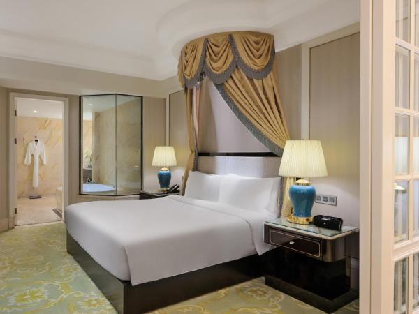 InterContinental Chengdu Global Center, an IHG Hotel : photo 2 de la chambre suite 1 chambre lit king-size - vue sur cour