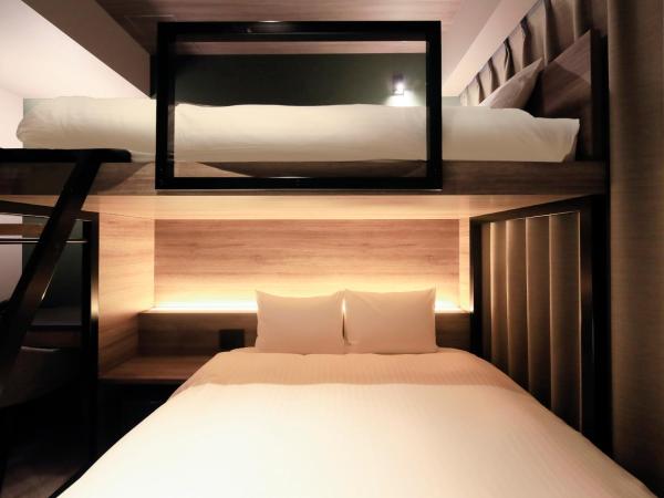 QuintessaHotel FukuokaHakata Relax&Sleep : photo 3 de la chambre chambre lit queen-size supérieure avec lits superposés