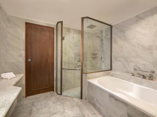 Le Meridien Jakarta : photo 1 de la chambre diplomatic suite, club lounge access, 1 bedroom larger suite, 1 king