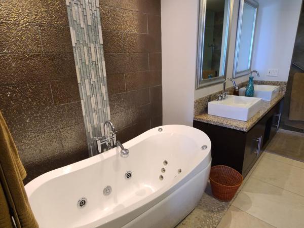Peninsula Condominiums, Hotel Zone, PV : photo 4 de la chambre appartement - vue sur mer