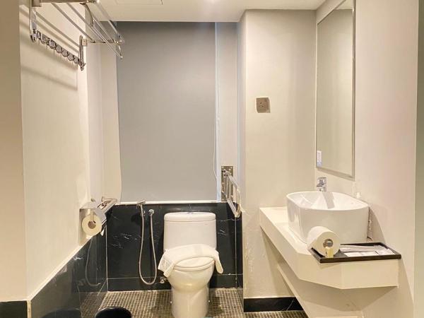 Days Hotel & Suites by Wyndham Fraser Business Park KL : photo 4 de la chambre suite studio lit king-size accessible aux personnes à mobilité réduite - non-fumeurs