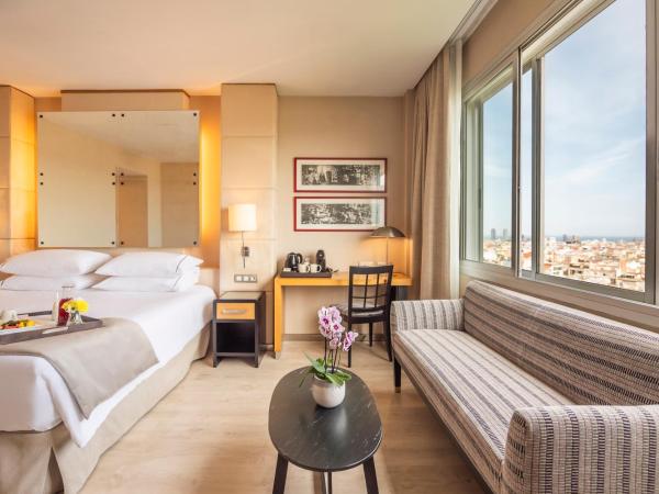 Hesperia Barcelona Presidente : photo 4 de la chambre chambre double ou lits jumeaux supérieure avec vue 