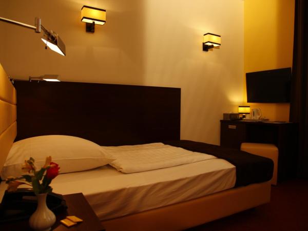 Hotel City Inn Hamburg-Mitte : photo 1 de la chambre chambre simple avec salle de bains privative