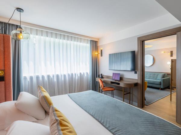 Golden Tulip Aix les Bains - Hotel & Spa : photo 4 de la chambre suite rénovée avec accès au spa