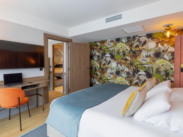 Golden Tulip Aix les Bains - Hotel & Spa : photo 6 de la chambre suite rénovée avec accès au spa
