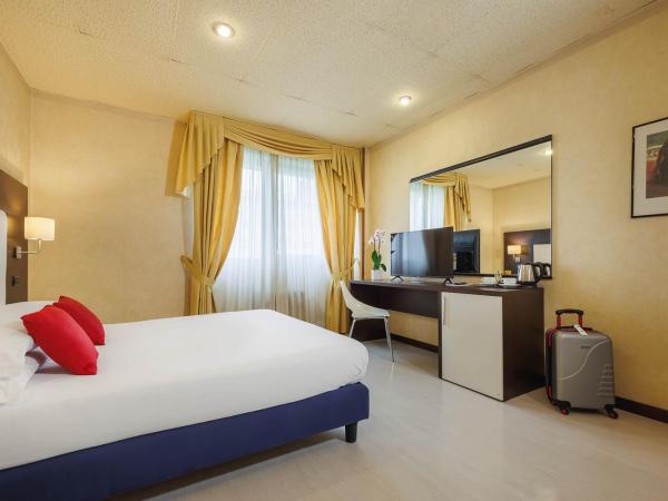 JR Hotels Bologna Amadeus : photo 1 de la chambre chambre double standard