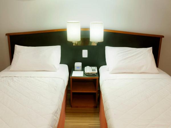 Hotel Moncloa : photo 1 de la chambre chambre lits jumeaux
