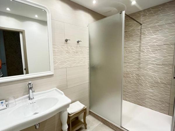 Le Coeur de la Bastide - Adult only : photo 2 de la chambre chambre lit queen-size