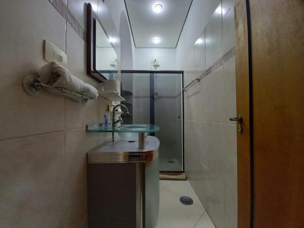 Paulista Acomodação : photo 9 de la chambre chambre familiale avec salle de bains commune