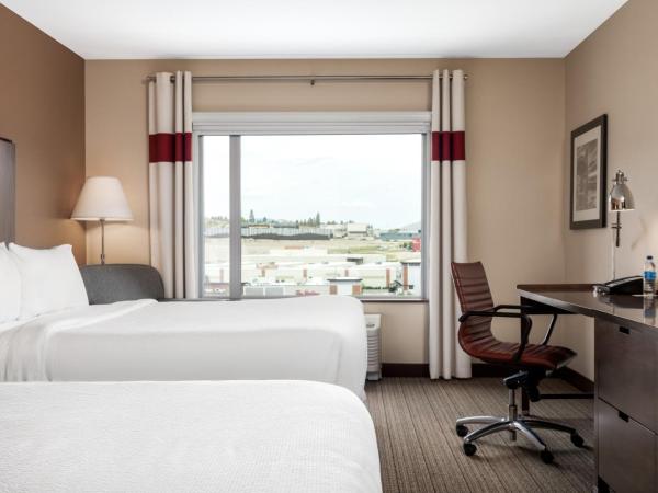 Four Points by Sheraton Kelowna Airport : photo 2 de la chambre chambre 2 lits queen-size