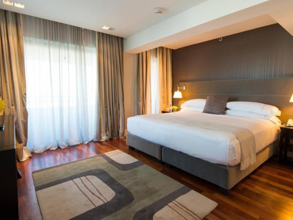 Buenos Aires Marriott : photo 3 de la chambre chambre lit king-size deluxe - vue sur ville