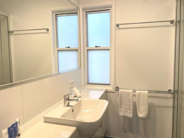 Discovery Parks - Byron Bay : photo 7 de la chambre deluxe lakeside 2 bedroom - sleeps 4