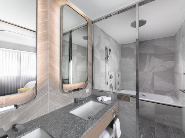 The Westin Miyako Kyoto : photo 4 de la chambre suite lit king-size junior - accès au salon club