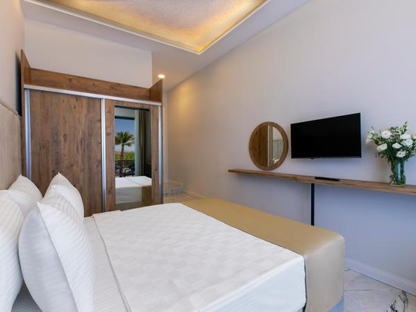 Sun Pearl Resort Çeşme : photo 7 de la chambre chambre double deluxe - vue sur mer
